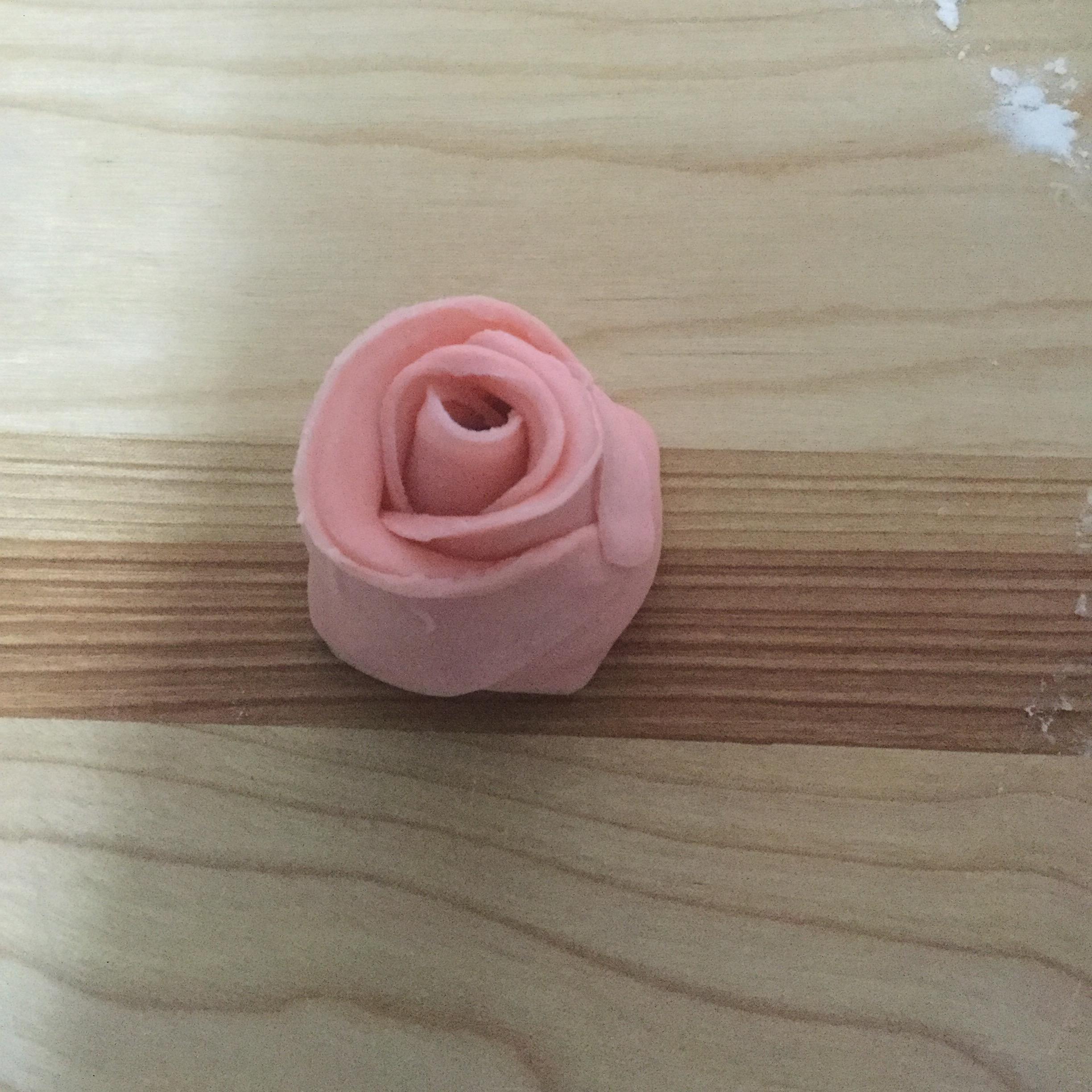 粉色少女夢幻玫瑰花面包的做法 步骤9