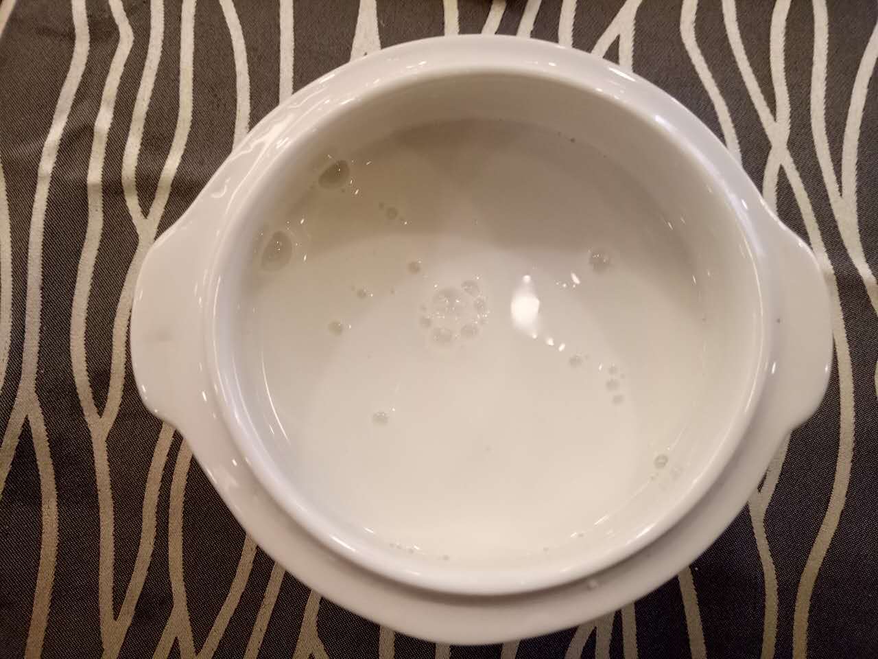 花膠燉牛奶湯的做法 步骤6