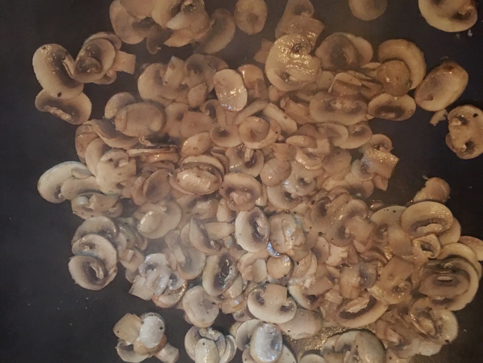 【烤箱菜】芝士焗蘑菇的做法 步骤4