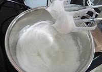 電飯鍋蛋糕（分蛋海綿）的做法 步骤3