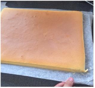 日式棉花蛋糕卷的做法 步骤13