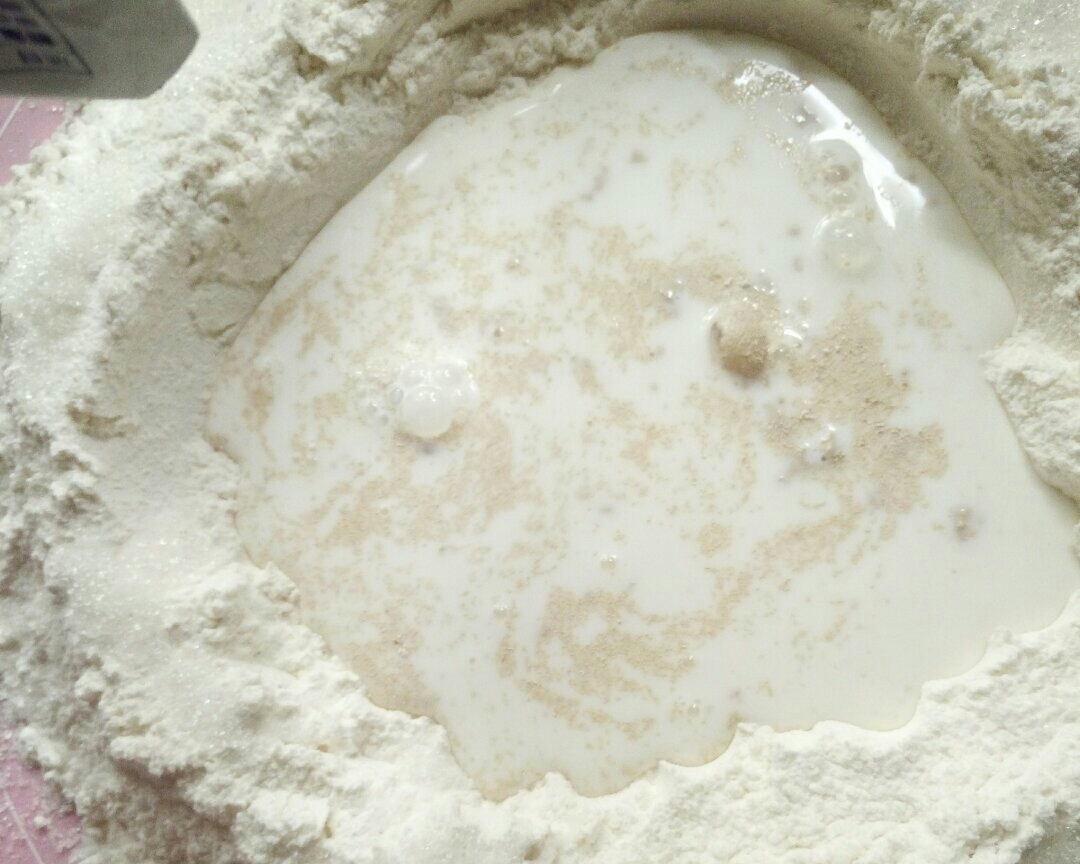 純手工奶香饅頭【無泡打粉，無新增】的做法 步骤1