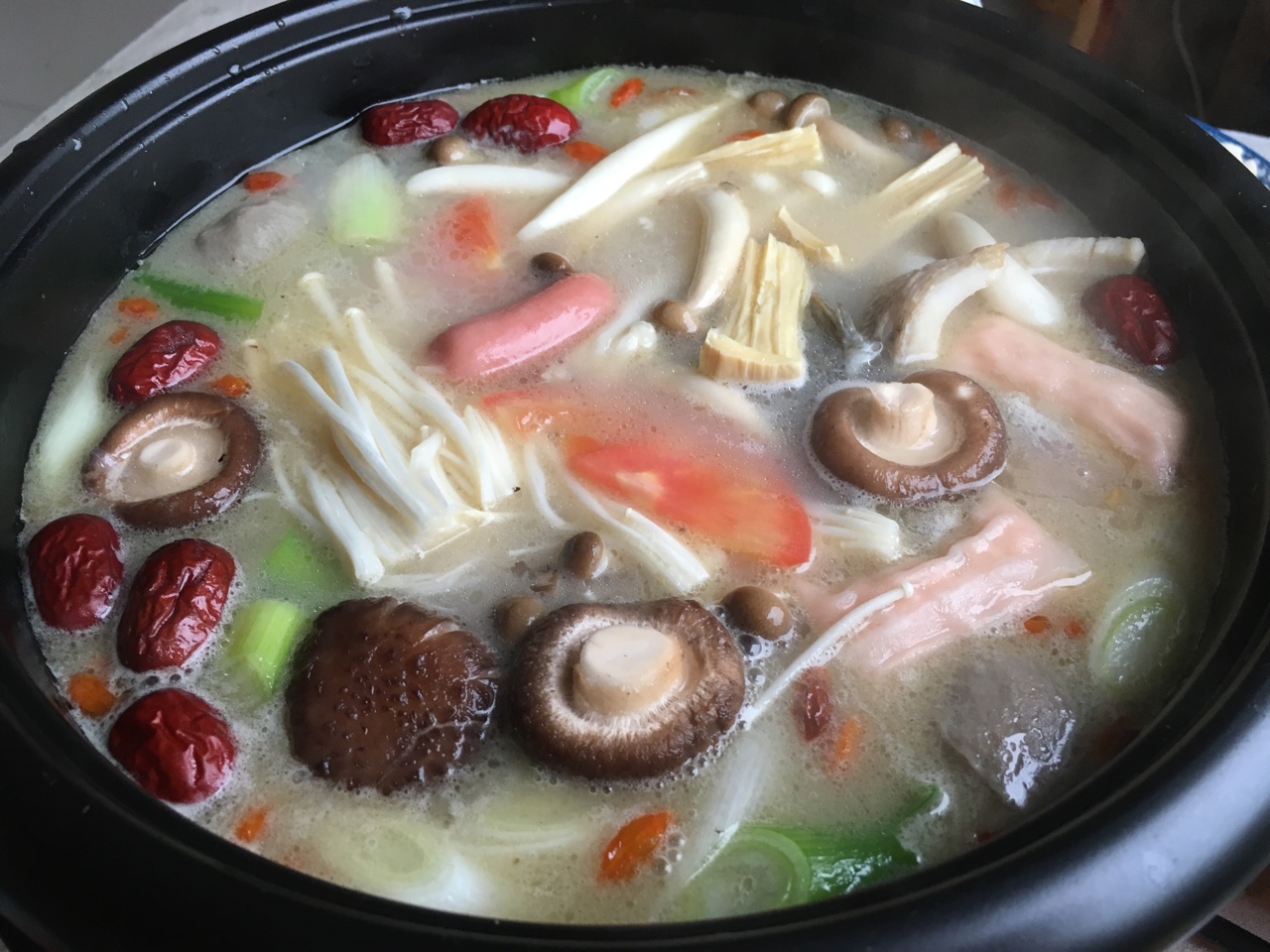 清淡魚湯涮鍋的做法 步骤21