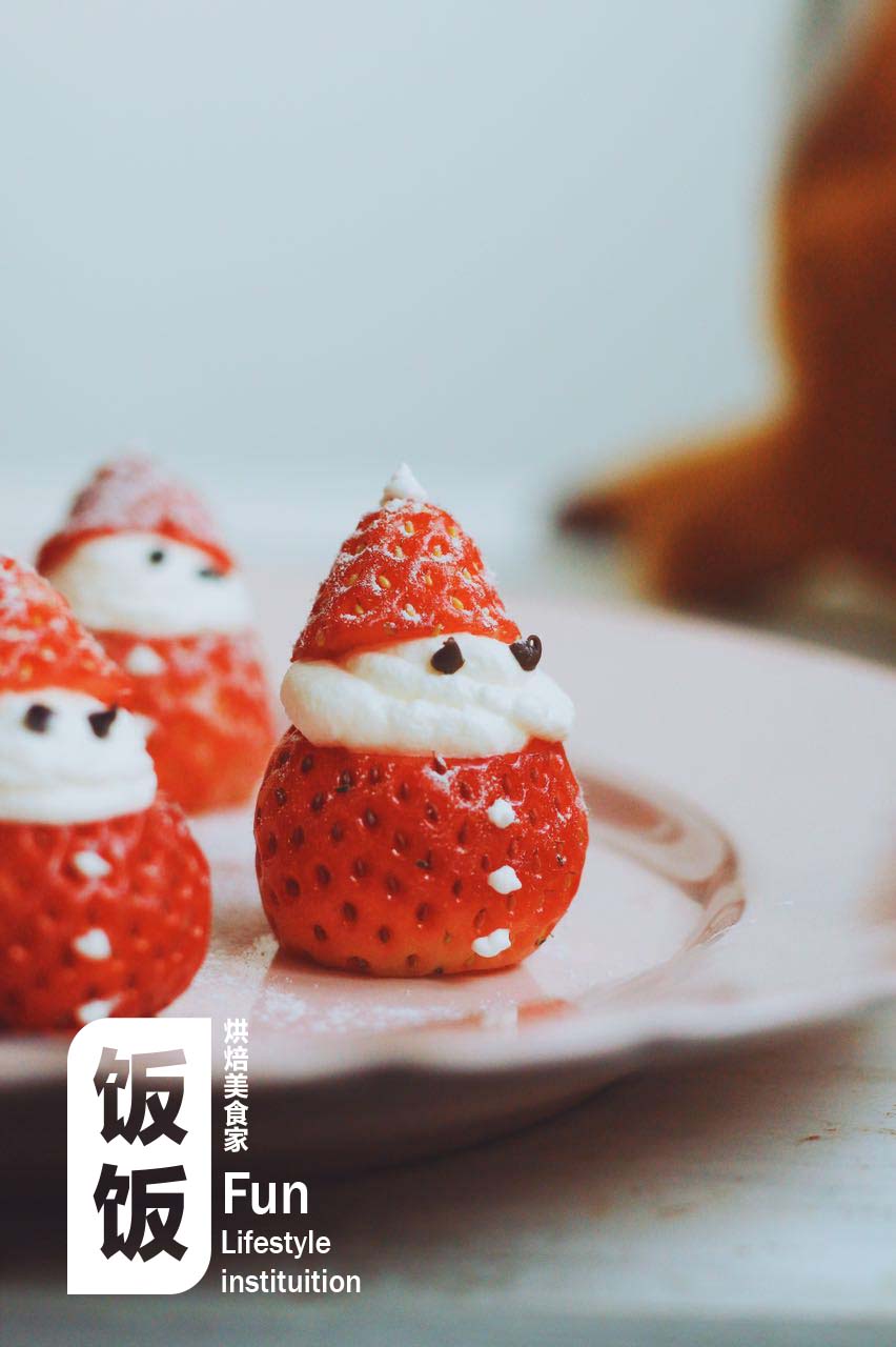 超簡單草莓聖誕老人的做法 步骤11