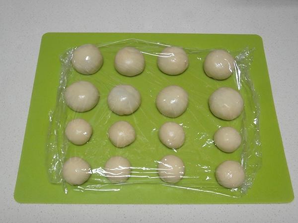 蛋黃酥~紫薯、抹茶、原味~花好月圓，中秋快樂~內附一次做六色蛋黃酥方法~的做法 步骤20