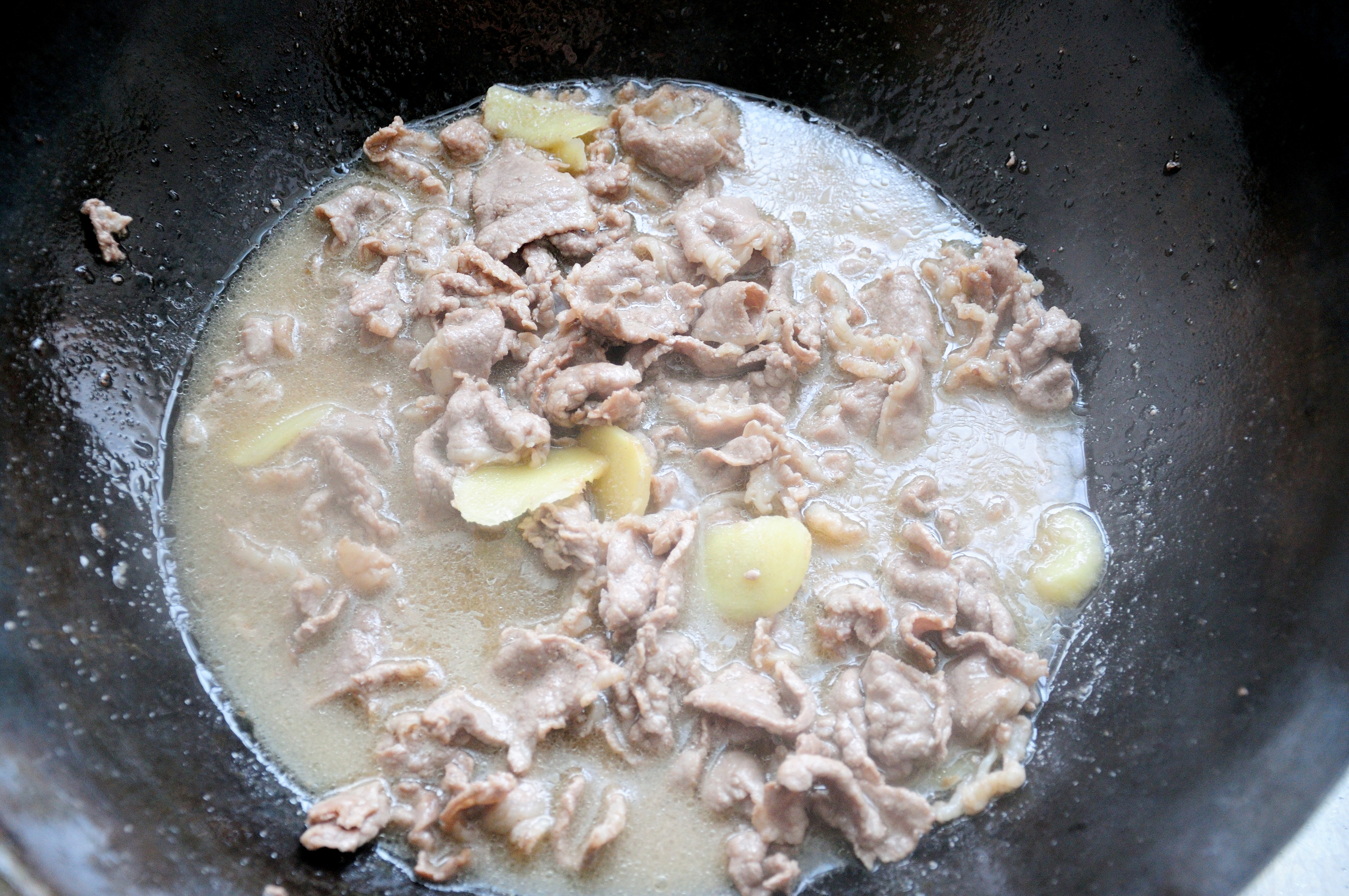 河南滷麪的家常做法 豫菜經典 簡單易上手的蒸麪條 清真牛肉版的做法 步骤9