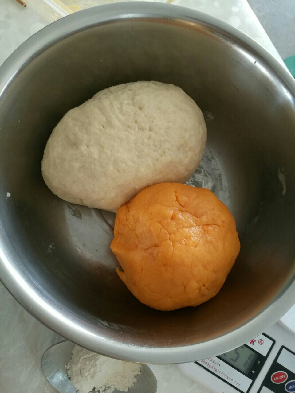 鹹蛋黃酥餅乾的做法 步骤1