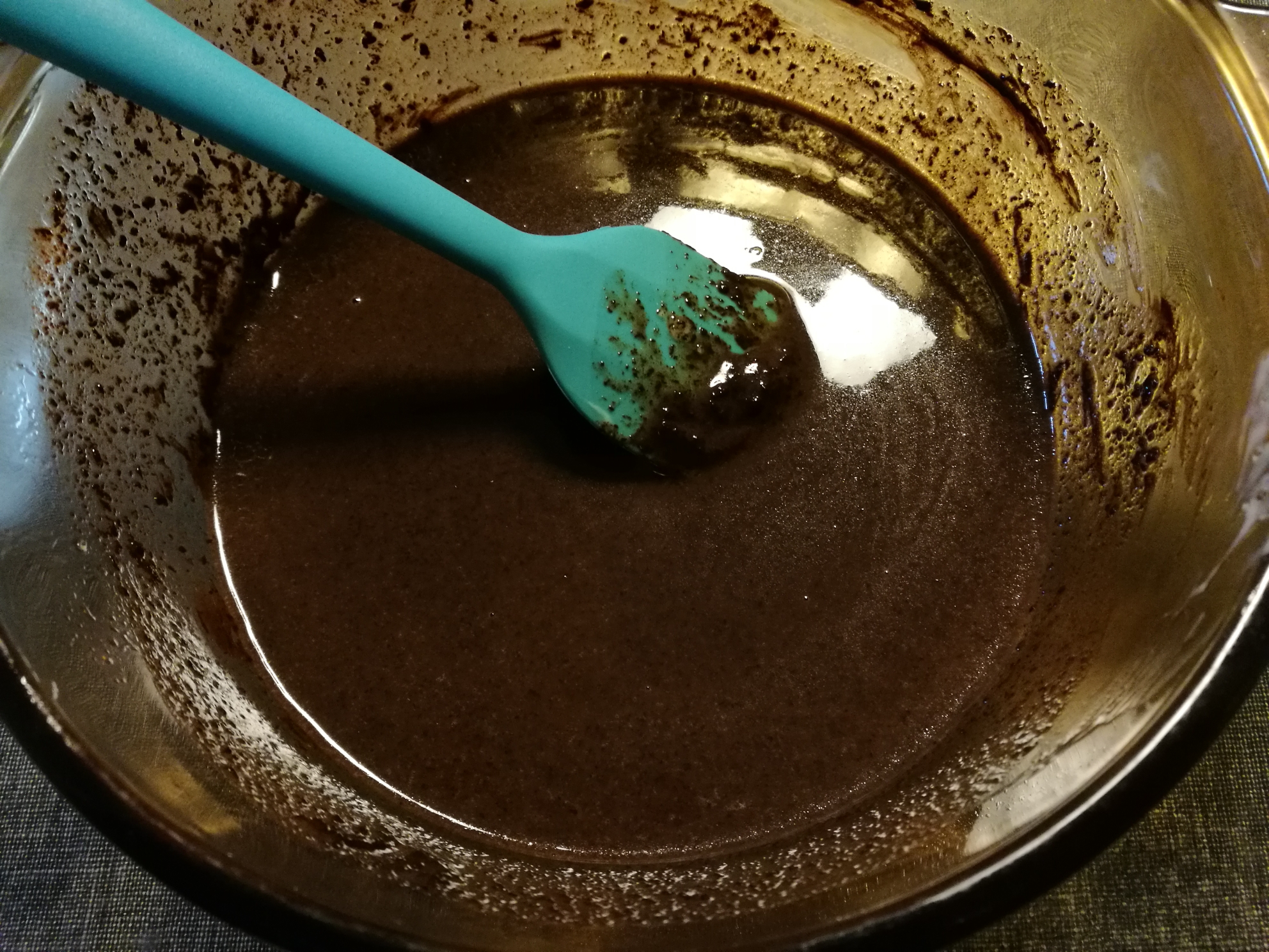 黑巧克力戚風蛋糕的做法 步骤4