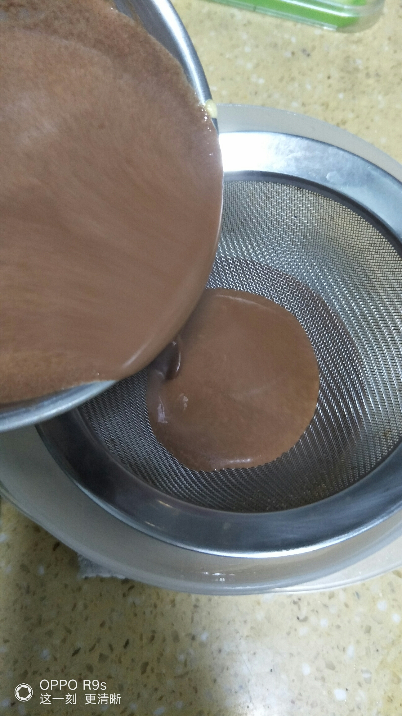 不用放淡奶油的濃郁黑巧克力冰激凌的做法 步骤11