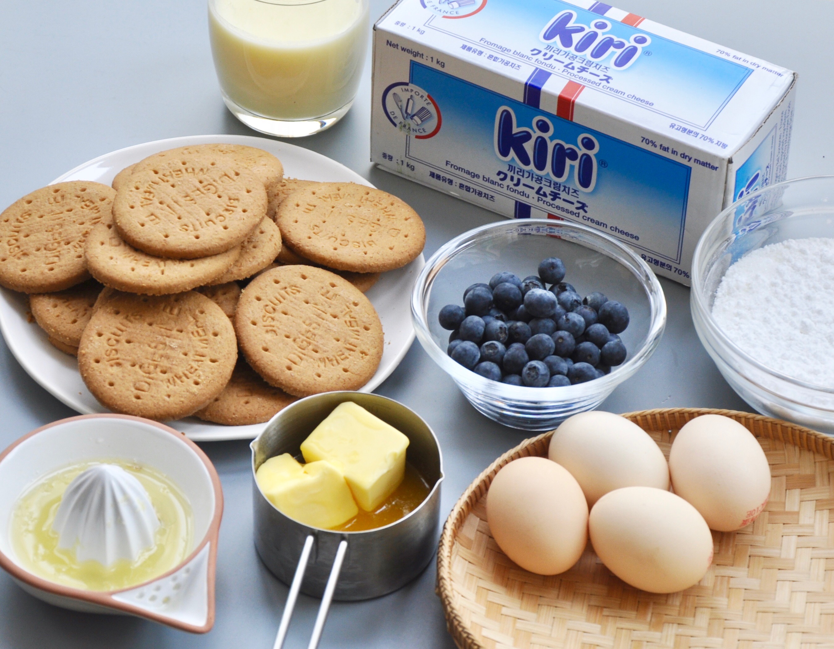 Kiri奶油芝士食譜——藍莓重芝士蛋糕的做法 步骤1
