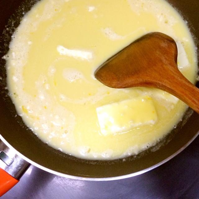 奶黃餡兒和奶黃包的做法 步骤1