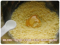 【迷你起司乳酪蛋塔】消耗淡奶油和乳酪的微酸小蛋撻的做法 步骤2