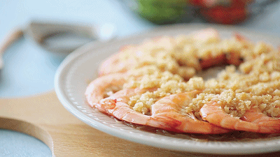蝦最美味的吃法必須是這個——蒜蓉蒸蝦（多動圖，孔瑤的食譜）的做法 步骤8