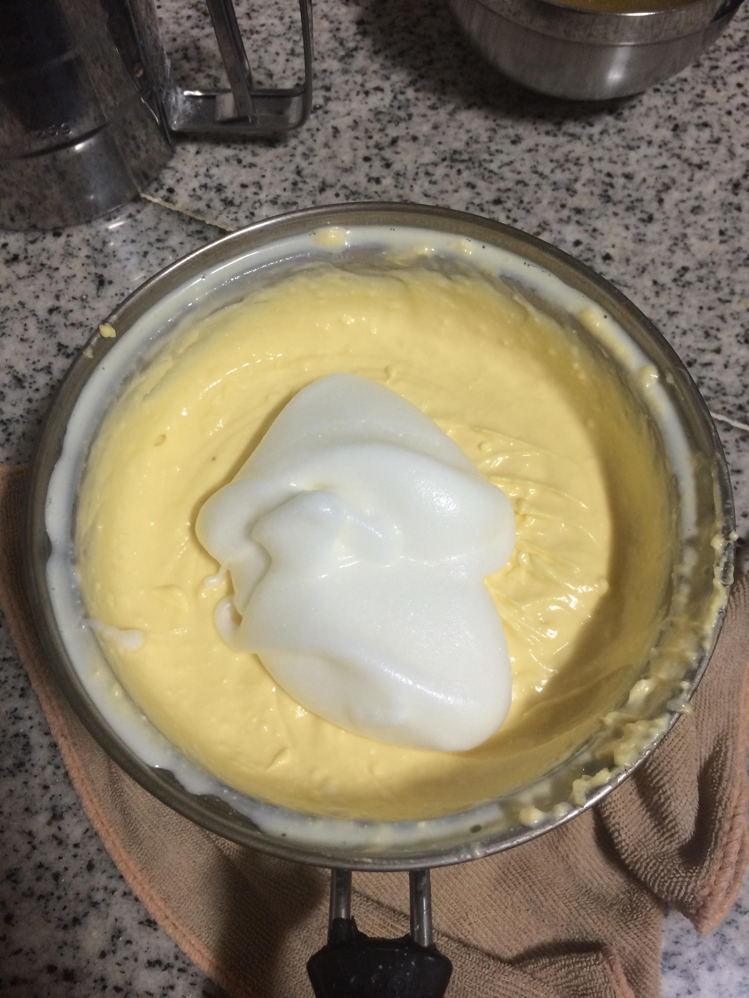 輕乳酪芝士蛋糕（8寸）的做法 步骤7