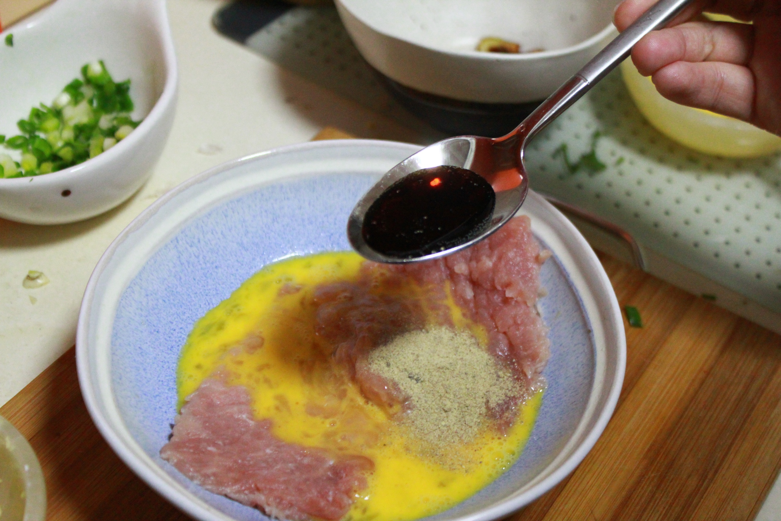 【新年家宴小菜】上海風味炸豬排的做法 步骤4