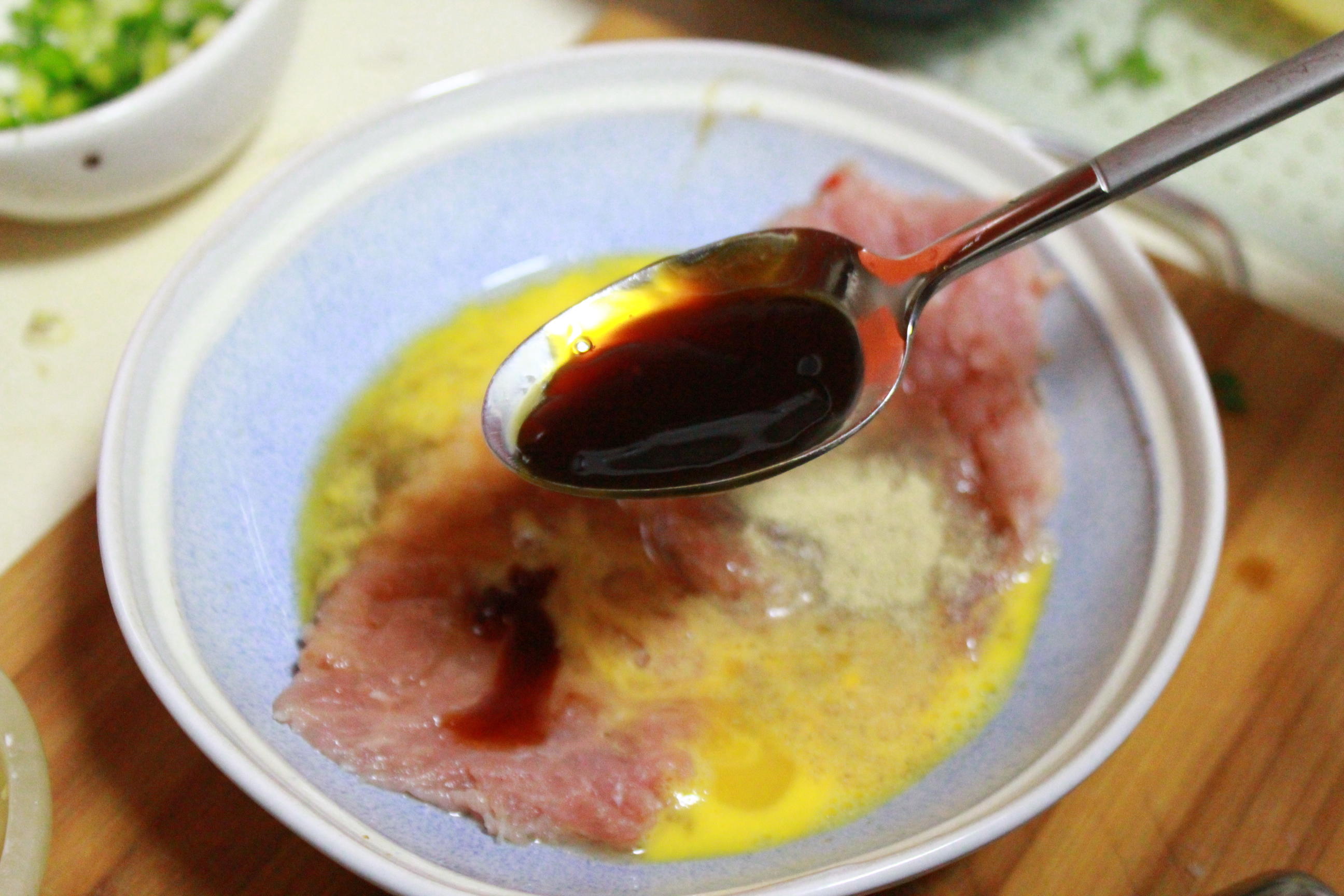 【新年家宴小菜】上海風味炸豬排的做法 步骤6