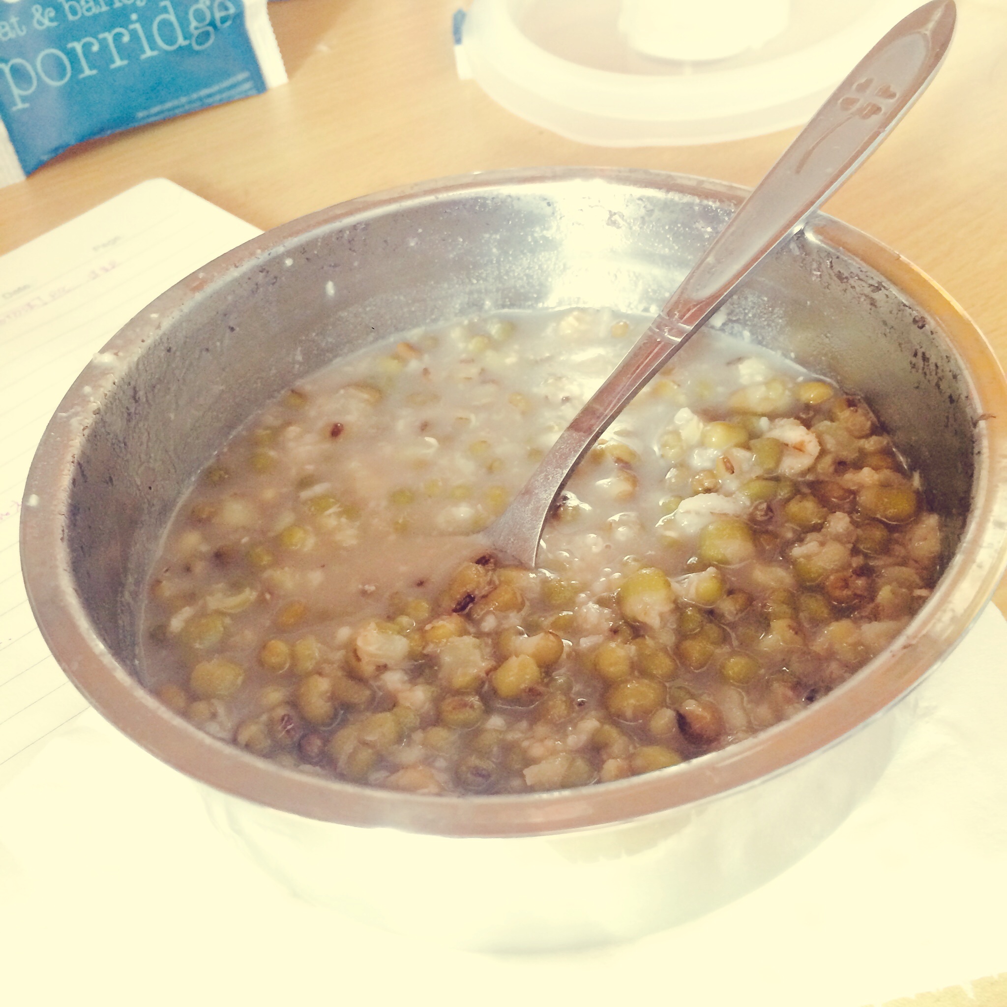啊這是幾顆綠豆燕麥粥的做法 步骤3