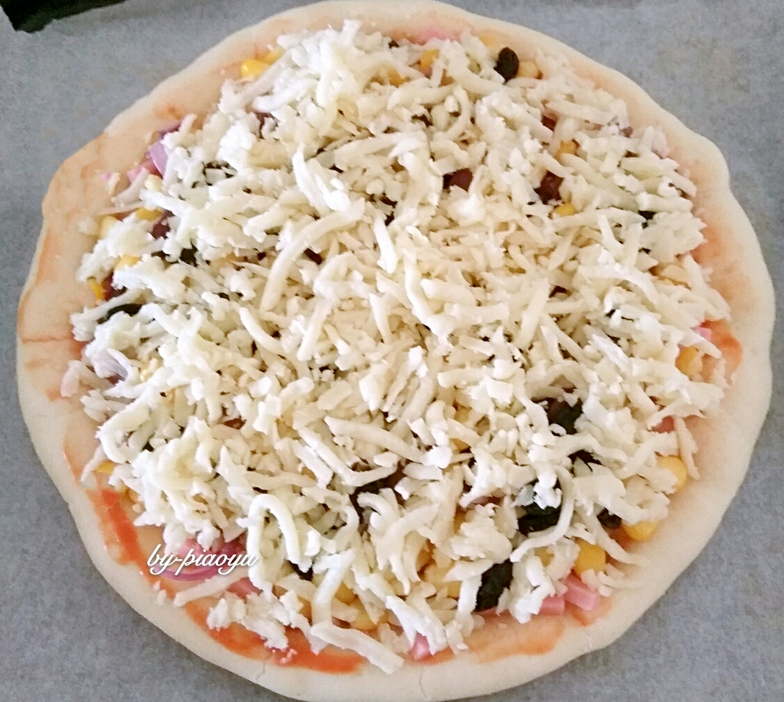 葡萄乾玉米火腿披薩的做法 步骤5