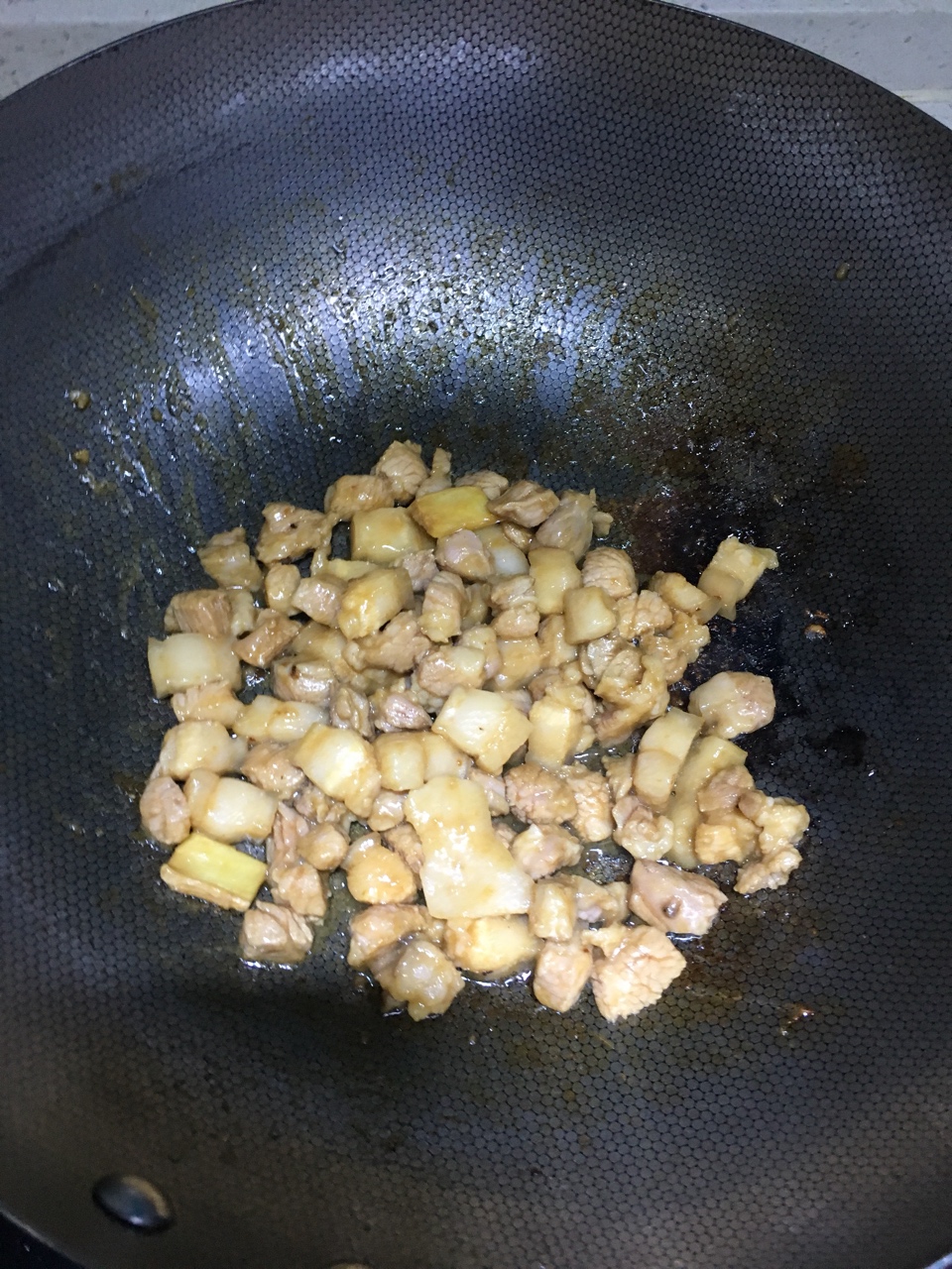 洋蔥炒玉米粒的做法 步骤5