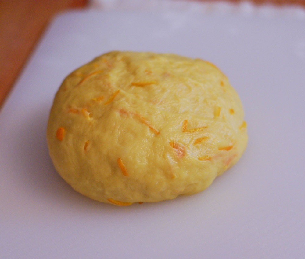 布里歐修橙皮面包的做法 步骤5