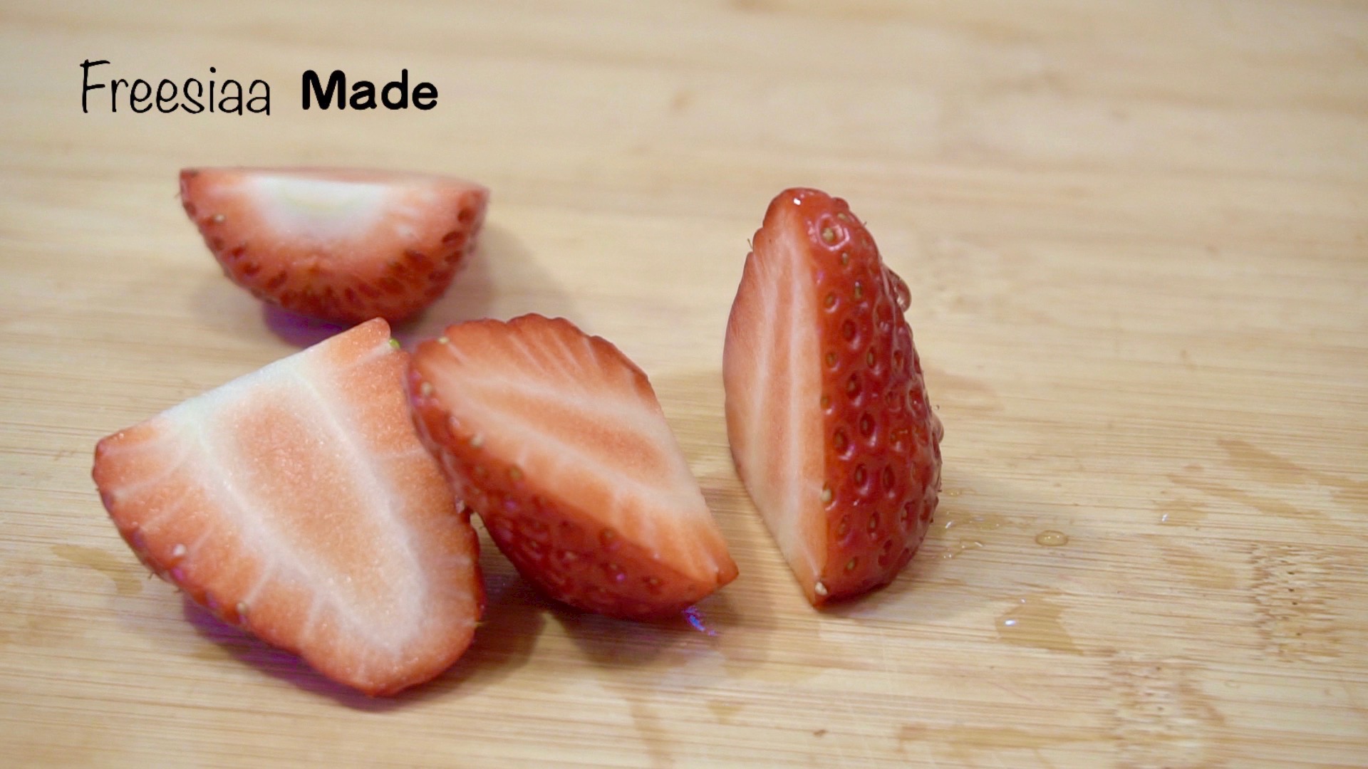 【視訊】草莓慕斯蛋糕～抓住草莓季的尾巴的做法 步骤11