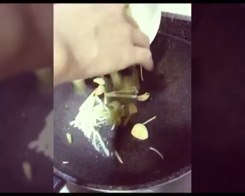 酸菜魚的做法 步骤3