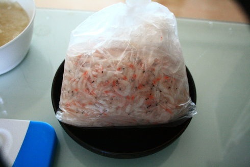 來自韓國媳婦的正宗韓式泡菜醃製方法~~的做法 步骤6