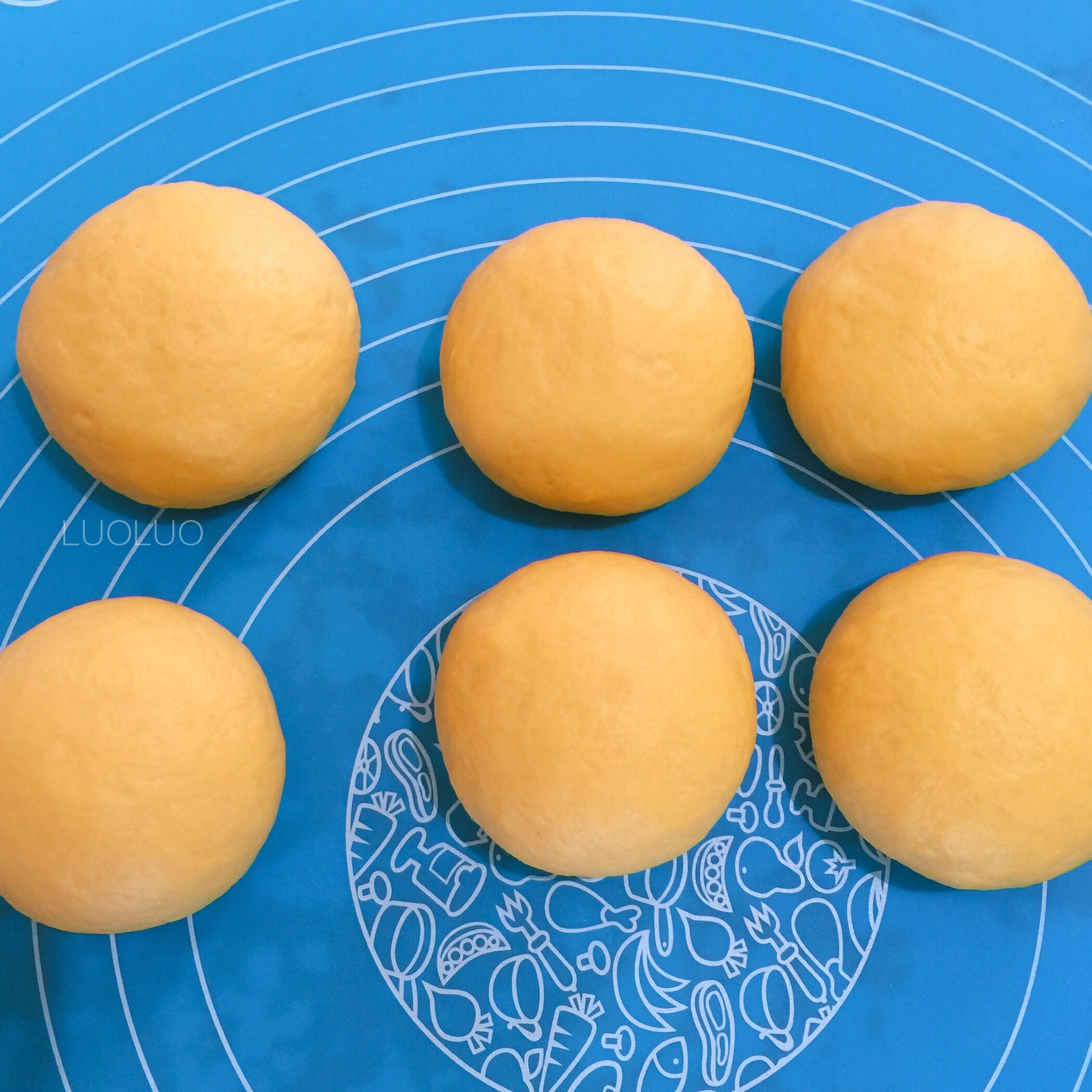 奶香南瓜紫薯麪包圈-鬆軟甜香的做法 步骤5
