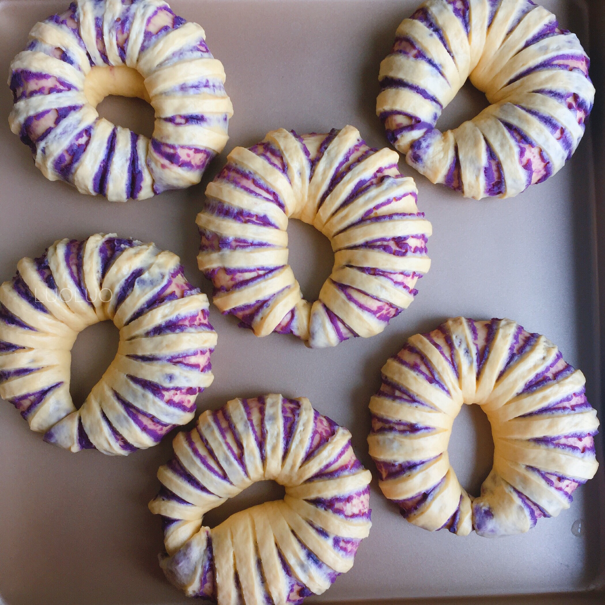 奶香南瓜紫薯麪包圈-鬆軟甜香的做法 步骤12
