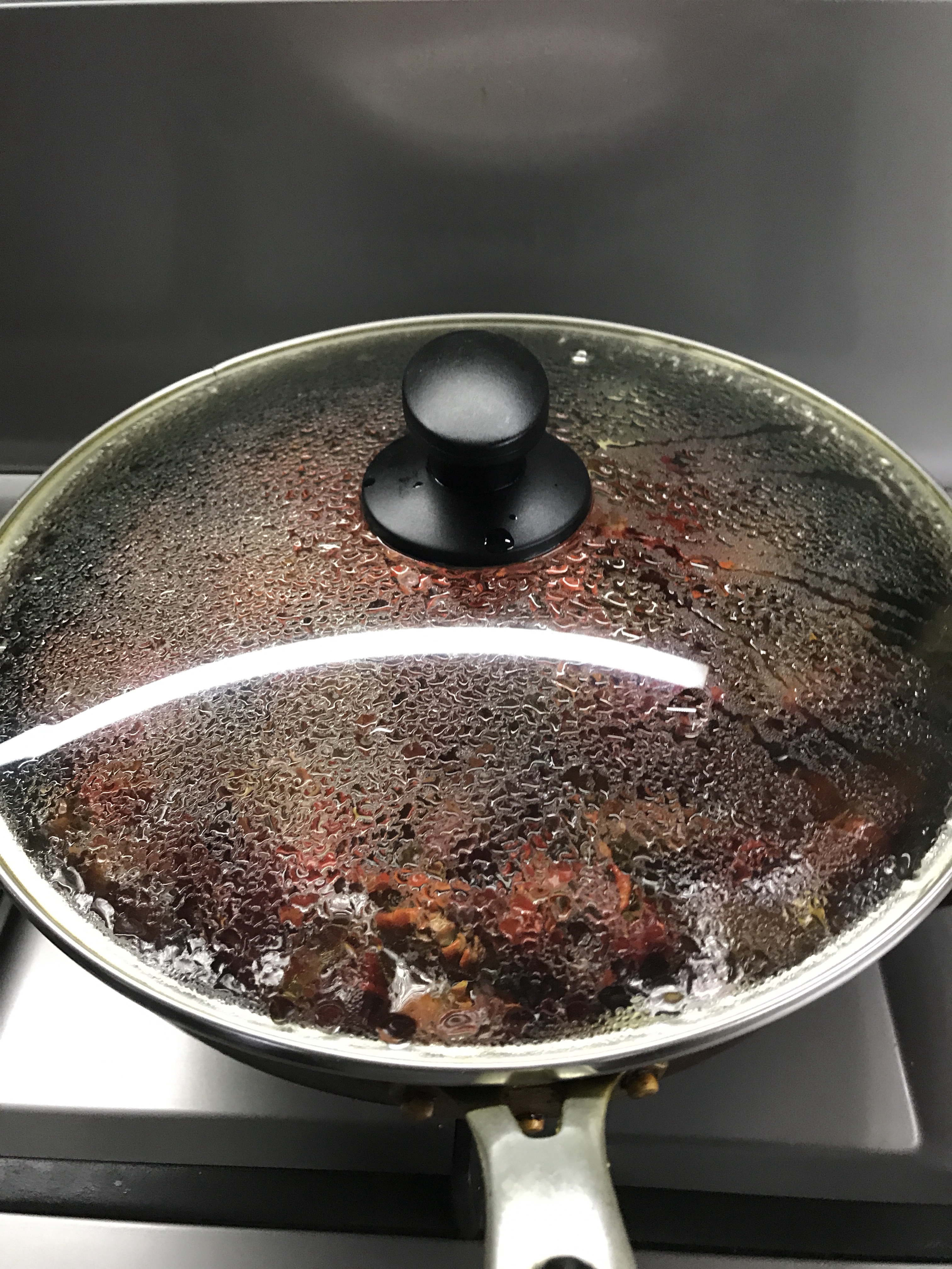 川味油燜小龍蝦的做法 步骤9